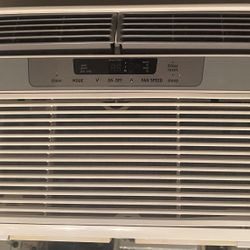 Frigidaire Window A/C 6000 BTU