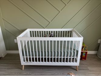 Baby Crib (mattress not included)