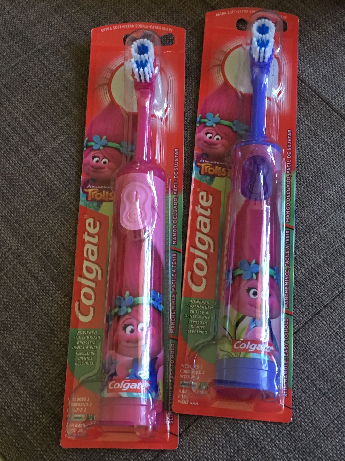 Girls Colgate spin brush