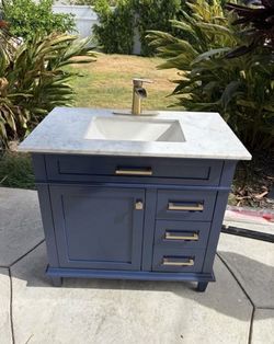 36” marble bathroom vanity