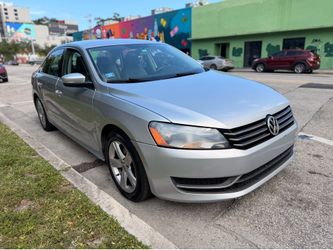 2015 Volkswagen Passat TSI 150k miles Silver leather