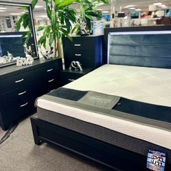 PRICE DROP🤑Beautiful Black 5pc Bedroom Furniture Set With LED Lighting!! Available Now Only $599😱