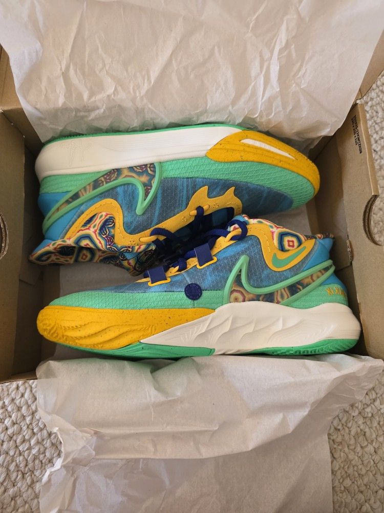 Kyrie Irving 8 GO SE Baltic Blue 6.5Y