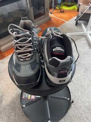 New SKECHERS WORK SHOES Memory Foam
