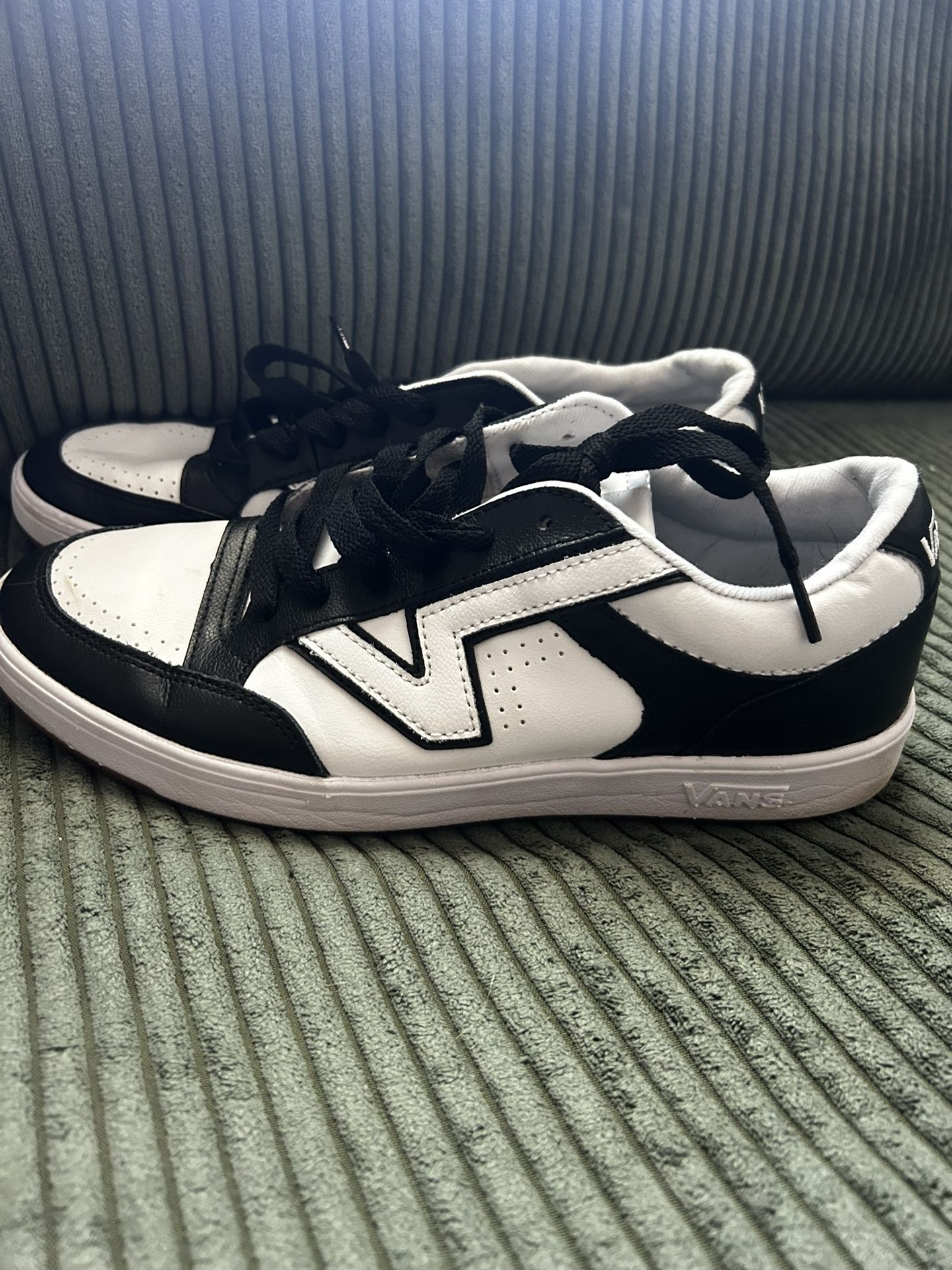 Men’s Vans Shoes 9