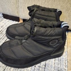 Black Boots Very Good Condition Size 8$300