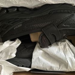 New Balance Loafers Color Black Size 8.5 In Male