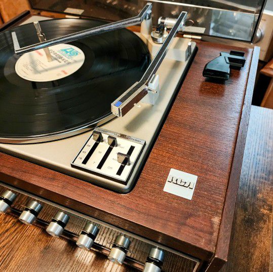*rare* RCA:  receiver & turntable, Vinyl Record Player 