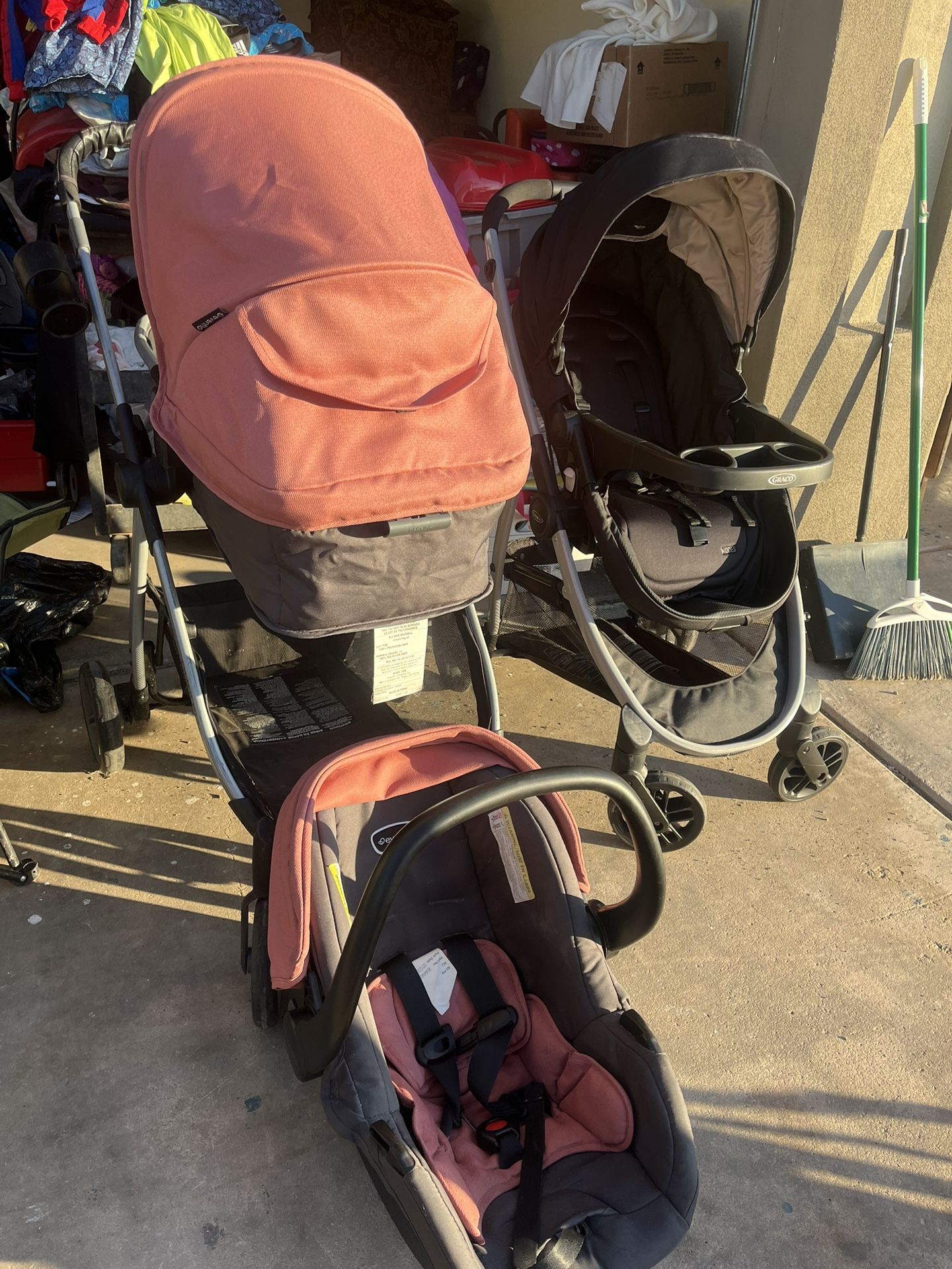 baby strollers and car seat