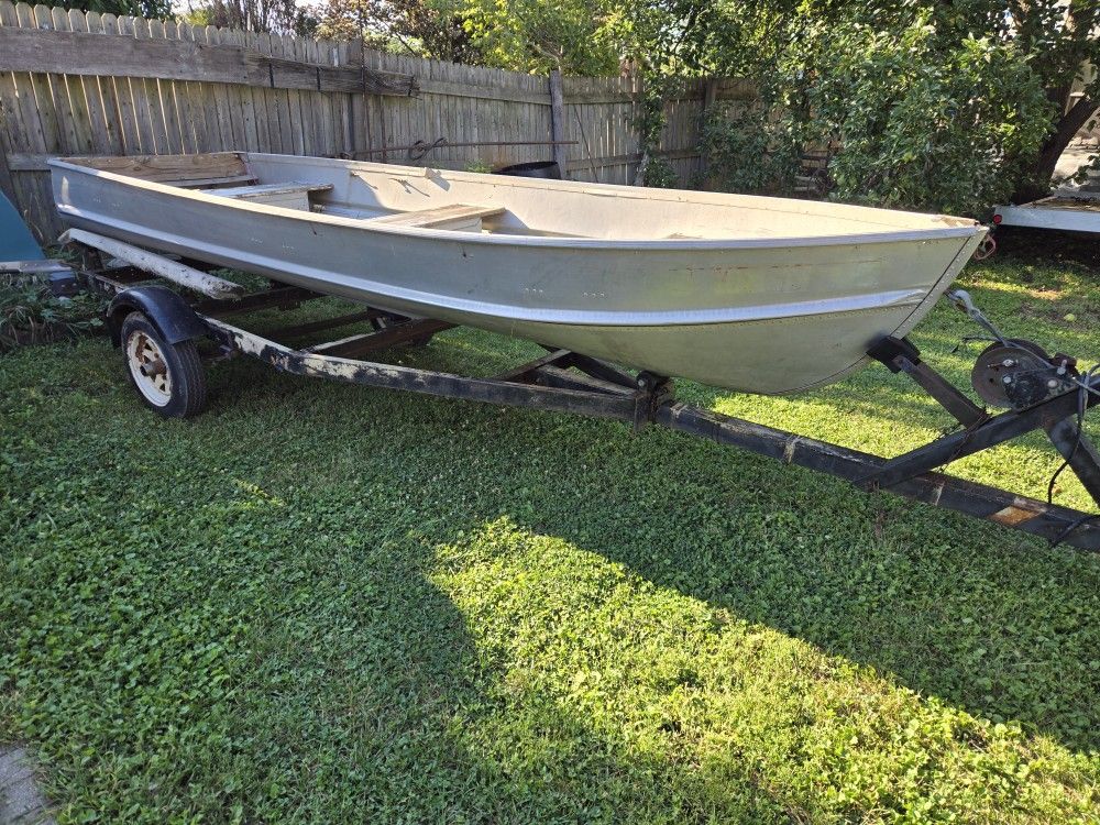 14 Ft Aluminum Boat And Trailer