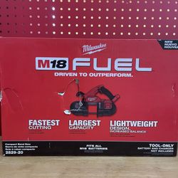 Milwaukee M18 Fuel Compact Band Saw