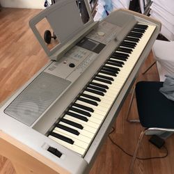 Yamaha Piano 