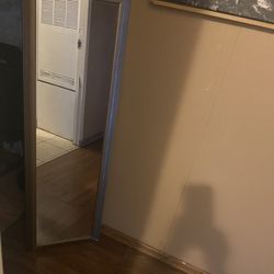 Mirror Good Cond $10
