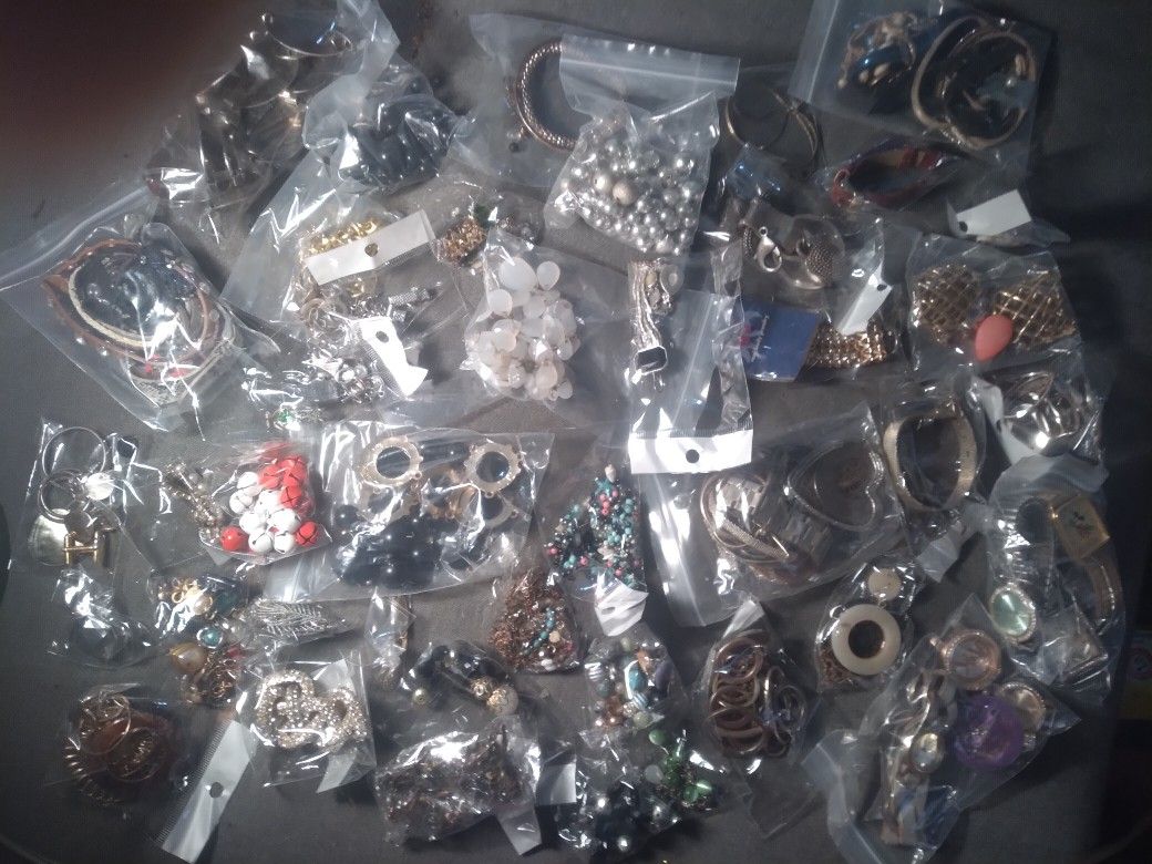 Huge Jewlery Scraps For Jewlery Making Over 10 Pounds