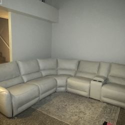 Cream/Taupe Leather Sectional – Power Recliners & USB – Like New