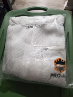 Bee Keeping Jacket ProVent Brand..$70..Brand New