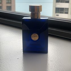 Designer cologne Versace Dylan Blue