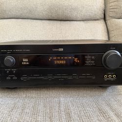 Yamaha AV Receiver 