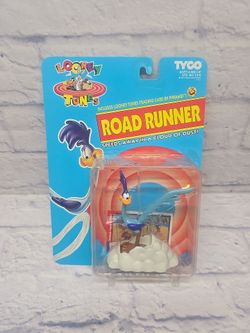 Tyco Looney Tunes 4.5" Road Runner Action Figure with Card by Pyramid 1993