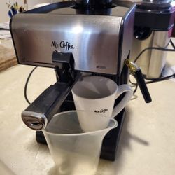Coffeemaker Mr. Coffee Espresso, Cappuccino and Lattemaker