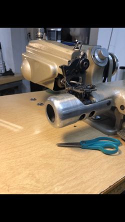 Industrial sewing machine