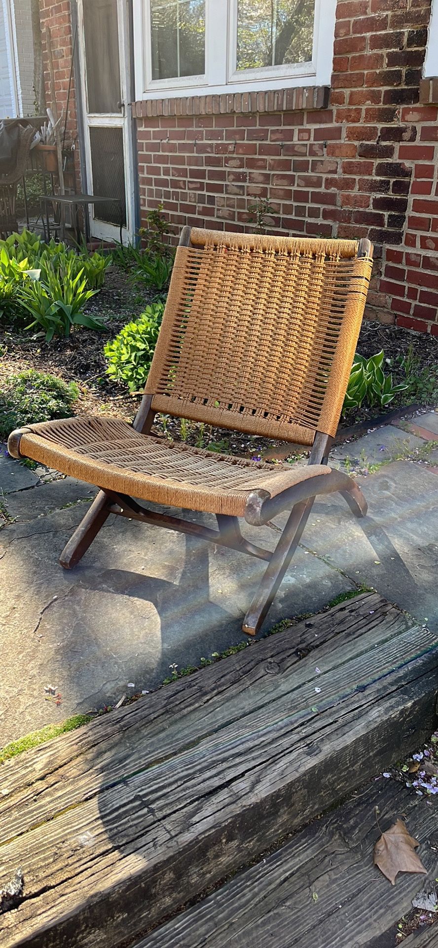 Woven Wooden Folding Chair