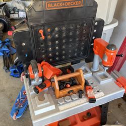 Black and Decker Kids Tool Bench 