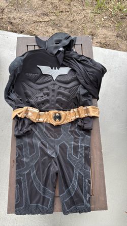 Boy Batman costume size Large (10-12) with head mask