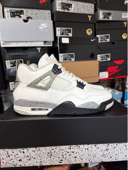 White cement Jordan 4 size: 9.5