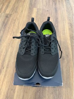 Alloy steel toed shoes