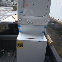 GE Stackable Washer/Dryer