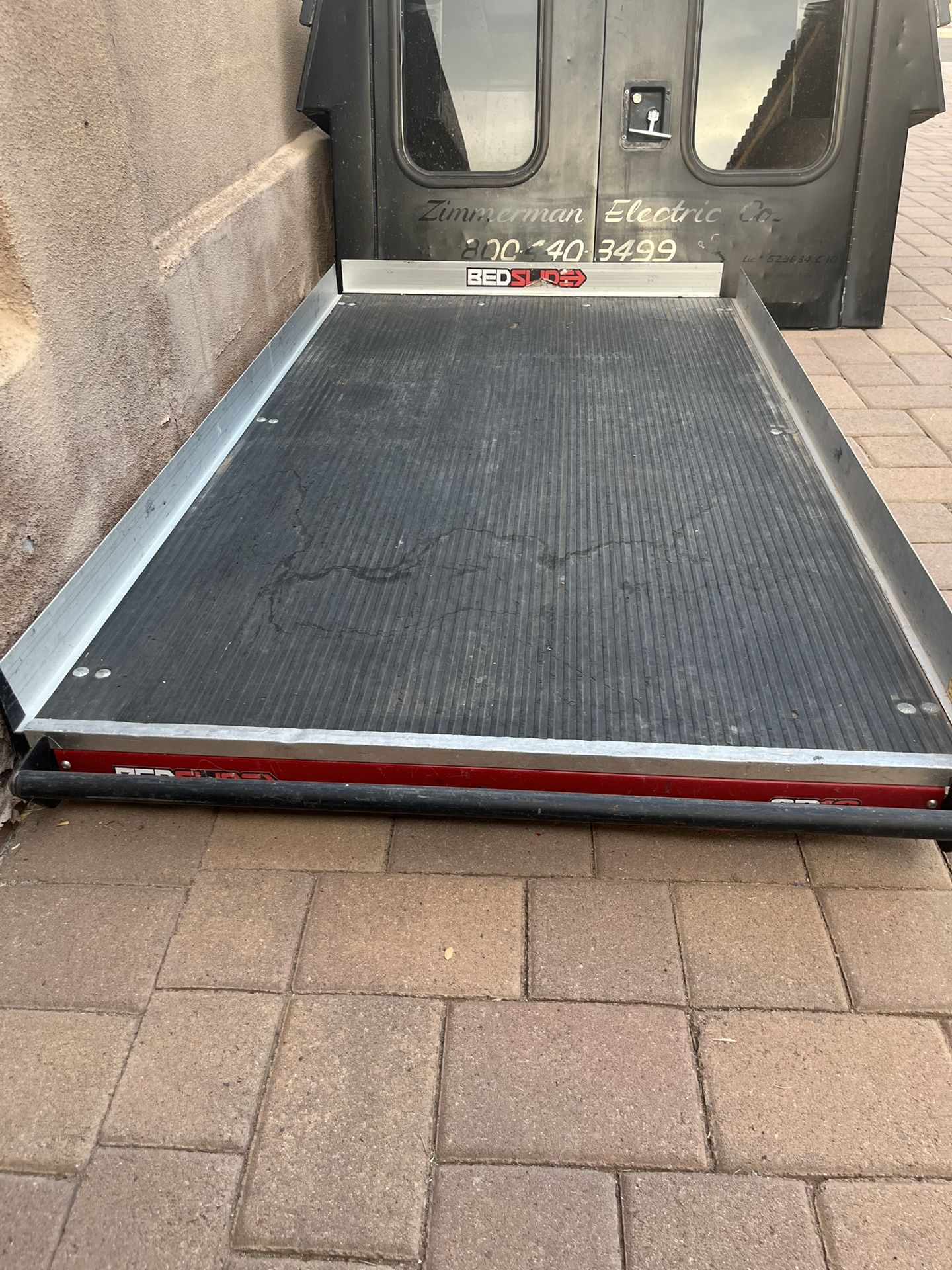 PICK UP TRUCK TOOL BEDSLIDE