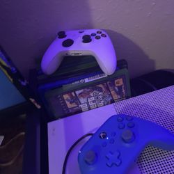 Xbox. For Sale Comes With Controllers And Games 