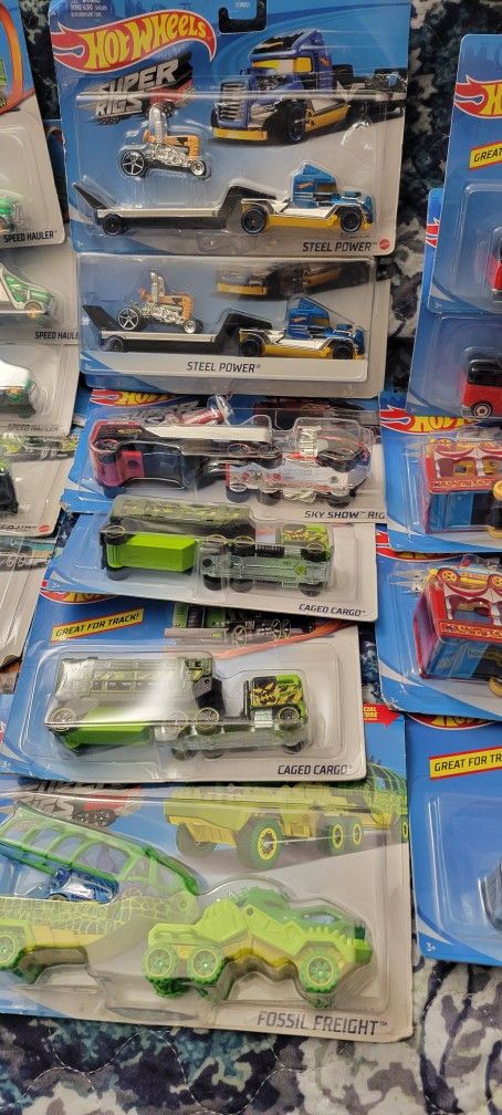 Hot Wheel Semi Truck Track Lot