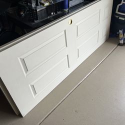 Closet sliding doors