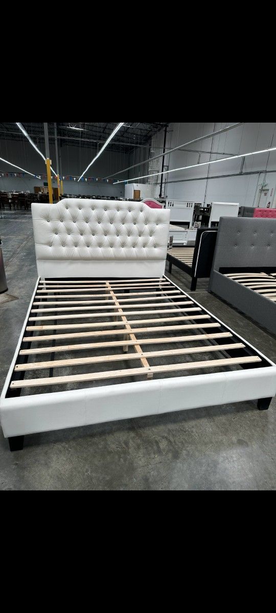 Queen Size White Crystal Button With Ortho Matres!!!!