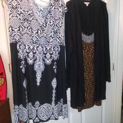 Dress Black/white 1X Tunic 2X $5.00 Each
