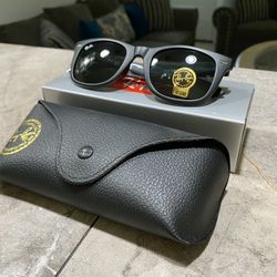 Rayban Wayfarer Sunglasses