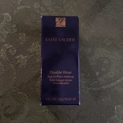 Estee Lauder Double Wear 2W2