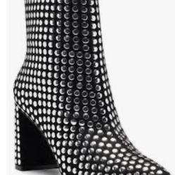 INC ANILA 3 Size 8 $50