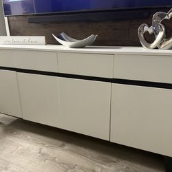 Gently Used Credentia 