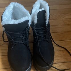Womens Brand New Boots 