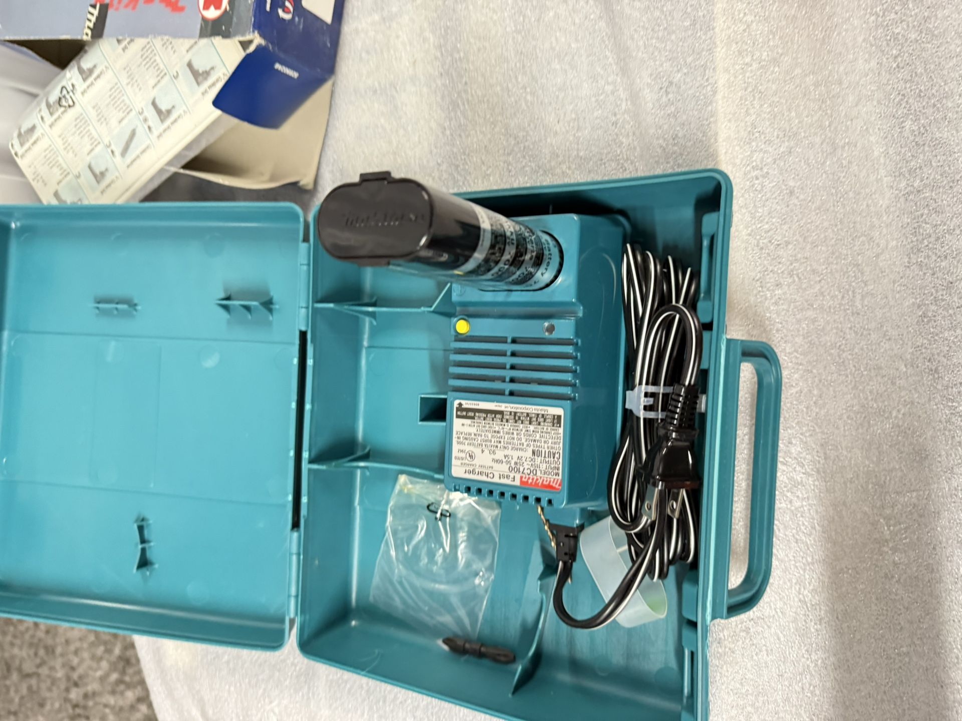 Makita Cordless Driver Drill 6002D 7.2V 10mm 2-Speed Kit