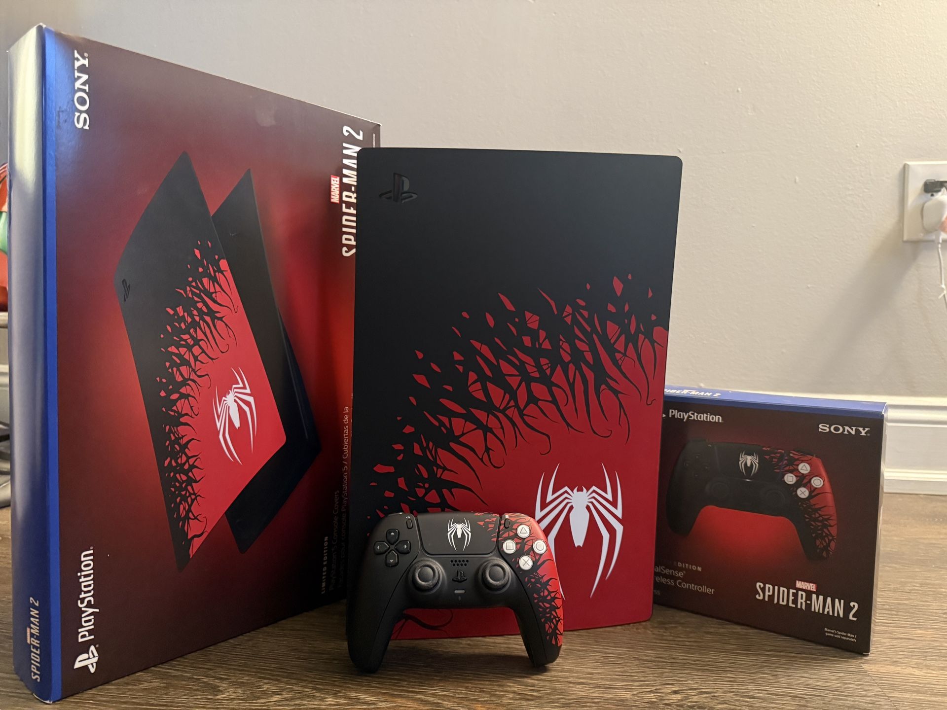 PS5 Original Disc Edition w/ Controller (SpiderMan 2)