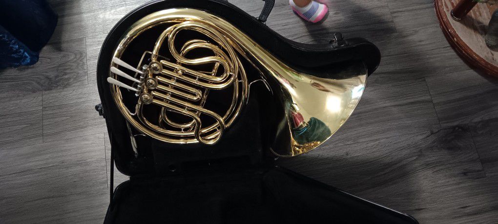 French Horn Advance 14D
