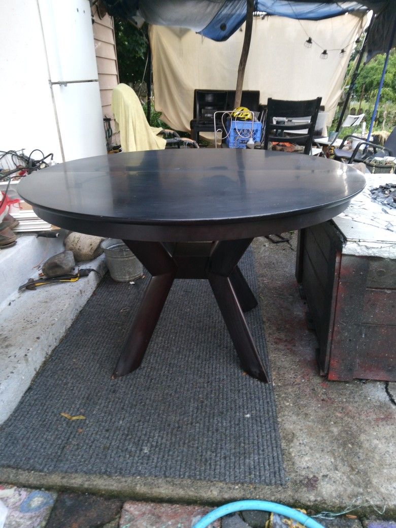 Saloom K Base Black Dining Table