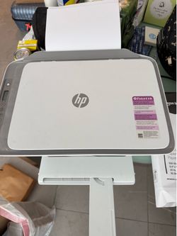 HP DeskJet 2700 Series Wireless All-in-One Printer Bundle w/ Black & Color Ink + Amazon Basics A4 Paper