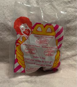 NIP McDonald’s Aladdin under 3 toy