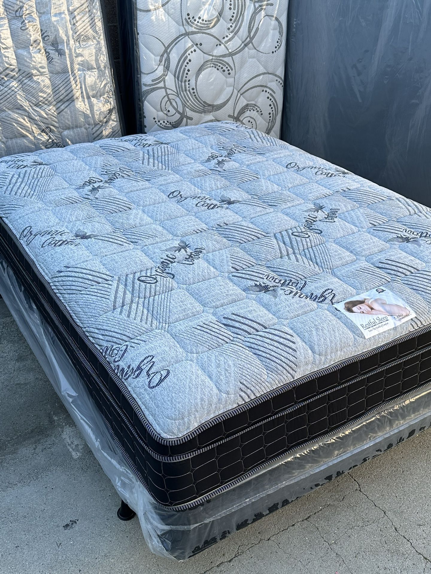 Full Size Mattress Pillow Top New 12”