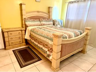 Queen Bedroom Set – Bed, Mattress, Nightstand, Dresser & Mirror
